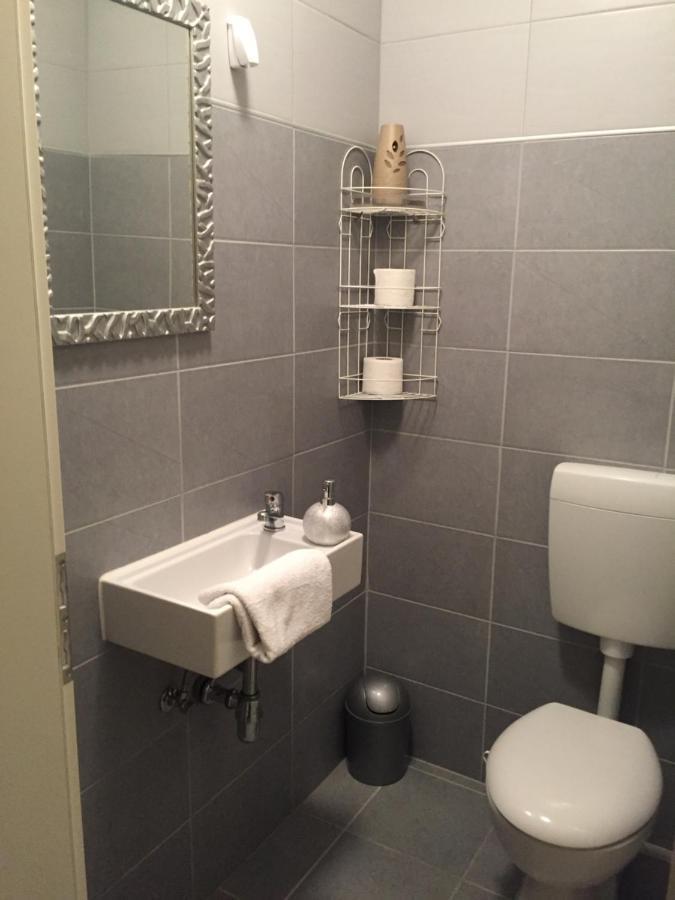 Apartman Toni Novalja Exterior foto